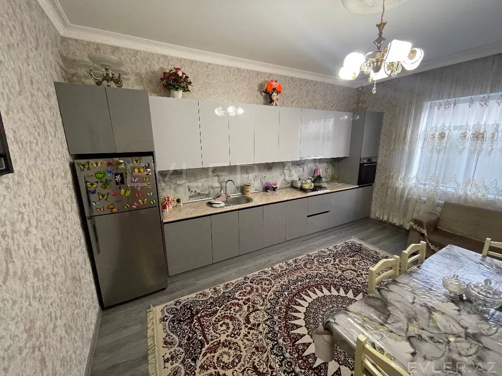 Satılır, həyət evi/villa