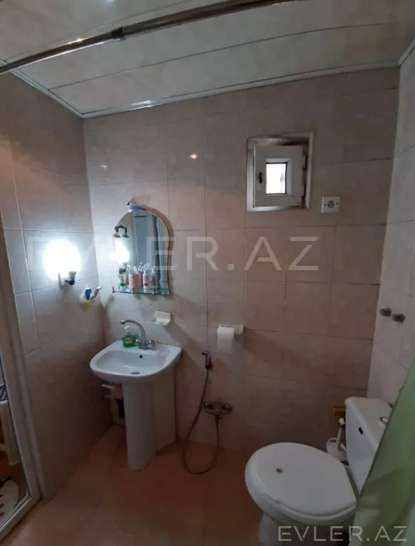 Satılır, həyət evi/villa