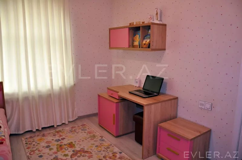 Satılır, həyət evi/villa
