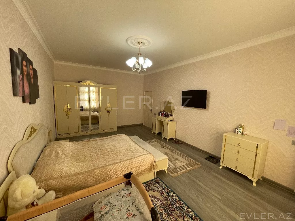 Satılır, həyət evi/villa