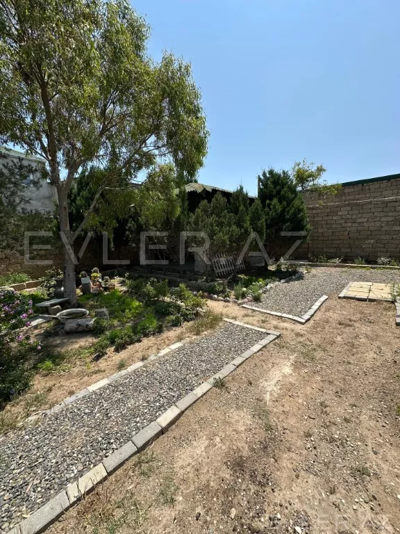 Satılır, bağ evi