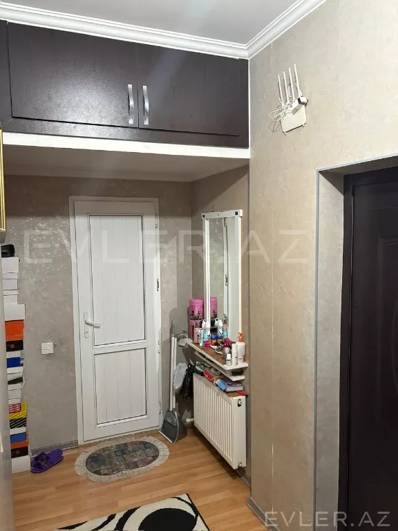 Satılır, yeni tikili