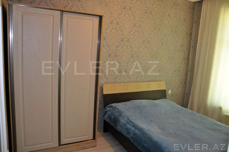 Satılır, həyət evi/villa