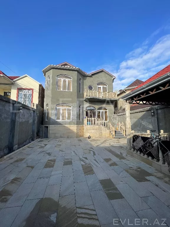 Satılır, həyət evi/villa