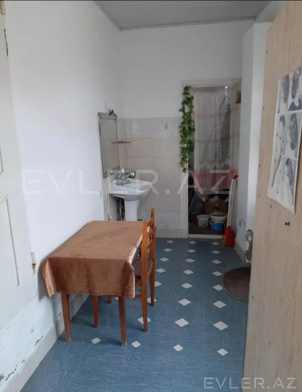 Satılır, həyət evi/villa