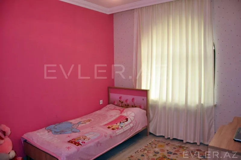 Satılır, həyət evi/villa