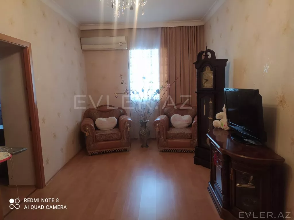 Satılır, həyət evi/villa