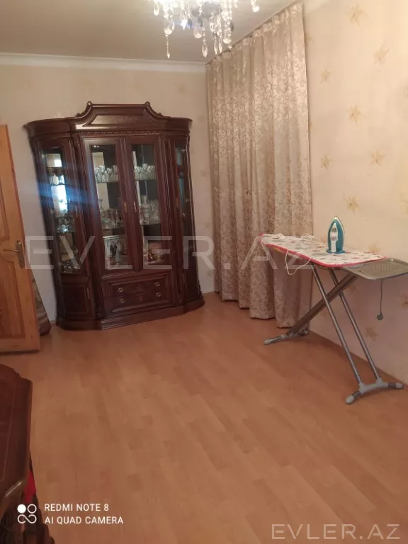 Satılır, həyət evi/villa