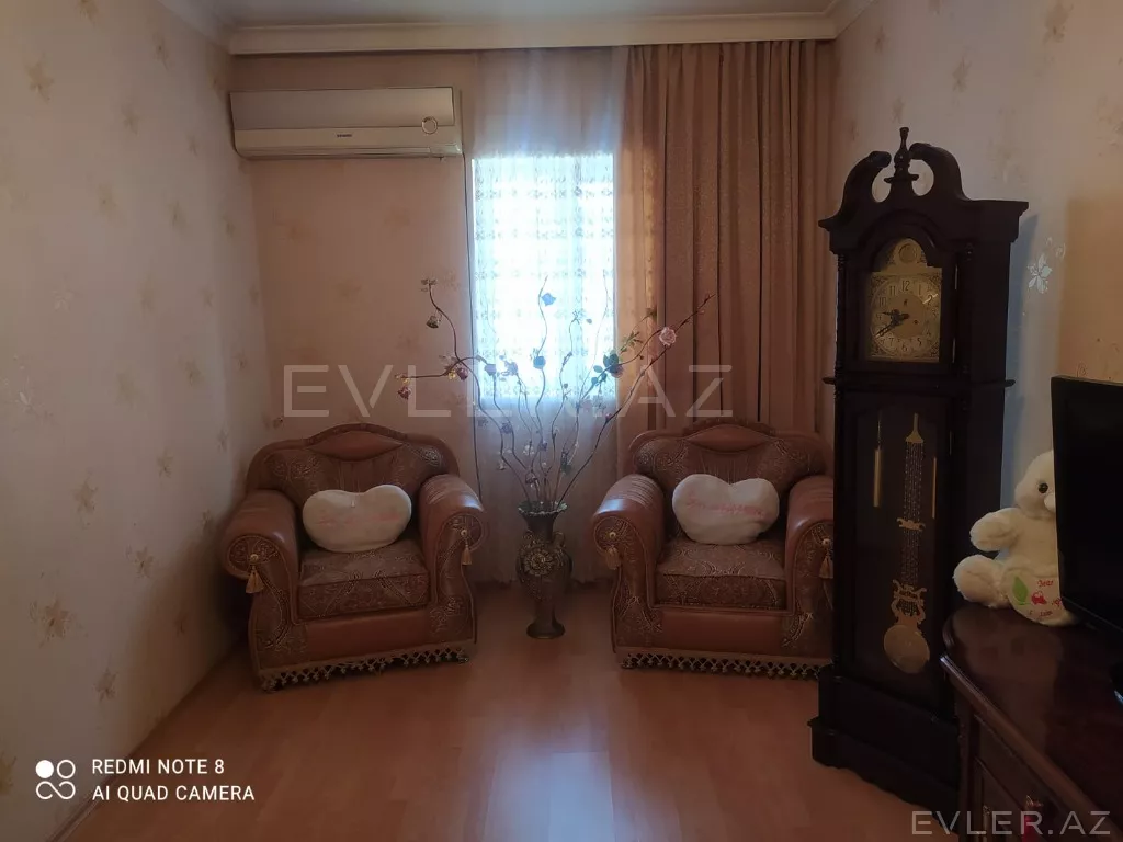 Satılır, həyət evi/villa