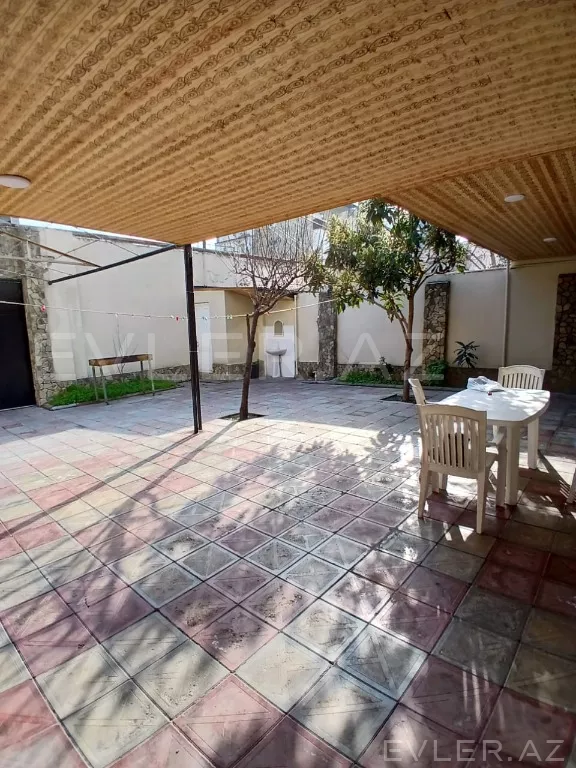 Satılır, həyət evi/villa