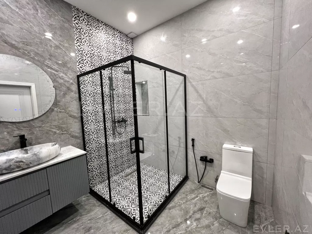 Satılır, həyət evi/villa
