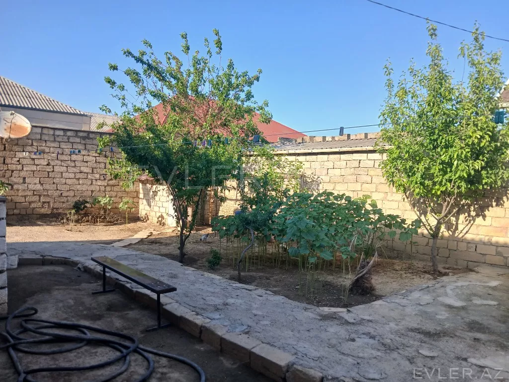 Satılır, həyət evi/villa