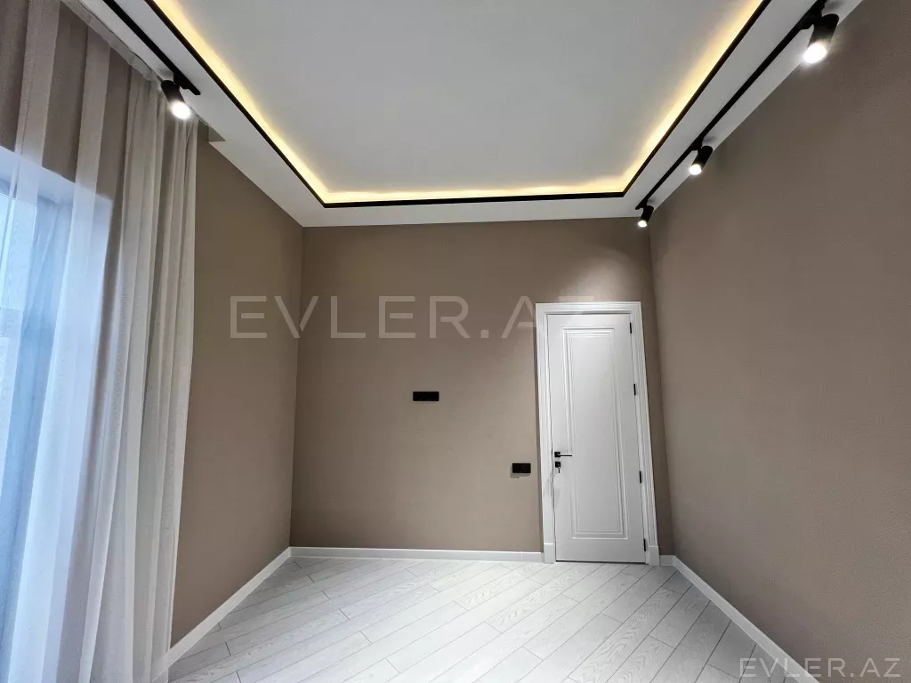 Satılır, həyət evi/villa