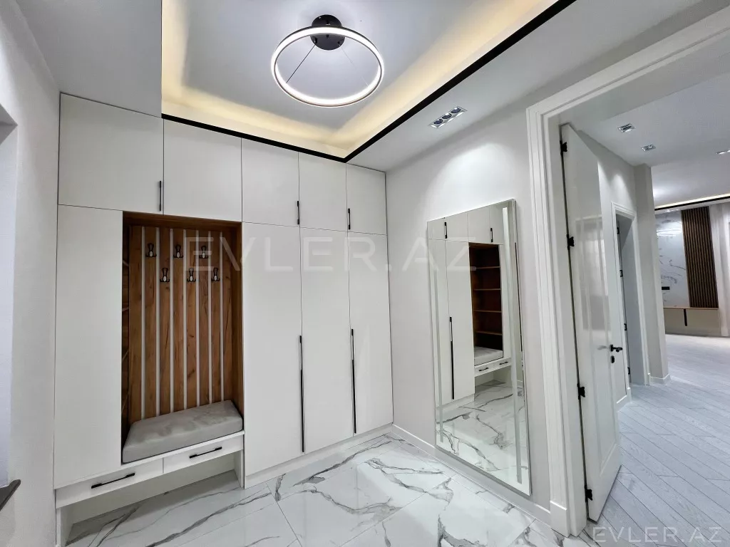 Satılır, həyət evi/villa