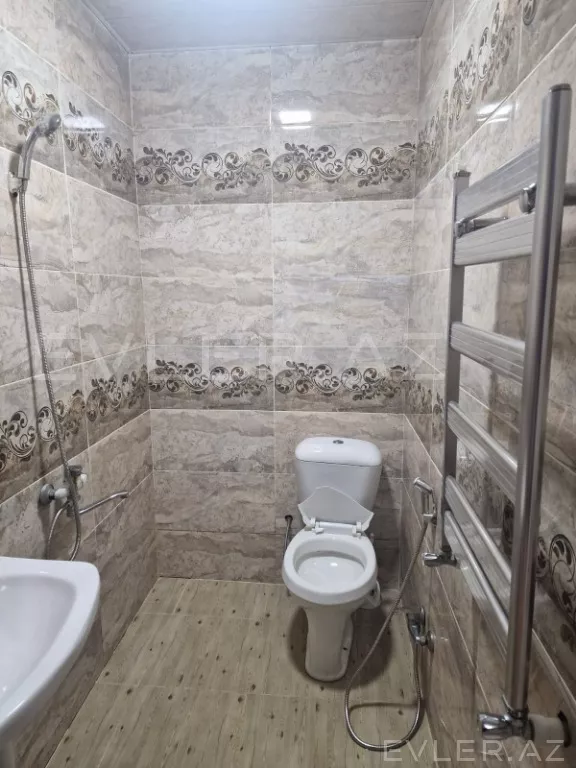 Satılır, həyət evi/villa