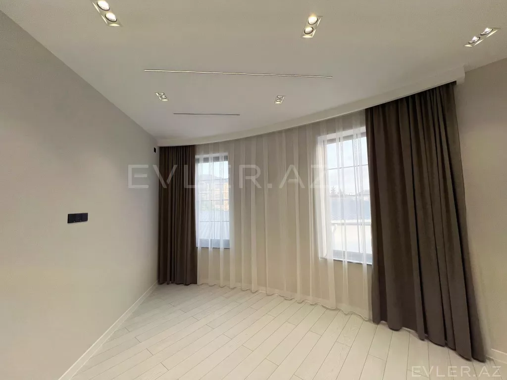 Satılır, həyət evi/villa