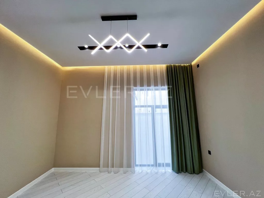 Satılır, həyət evi/villa