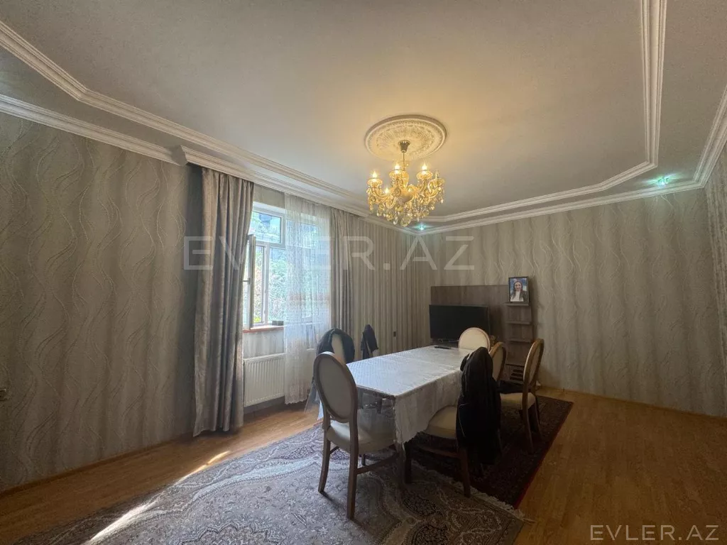 Satılır, həyət evi/villa