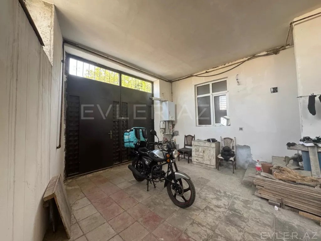 Satılır, həyət evi/villa
