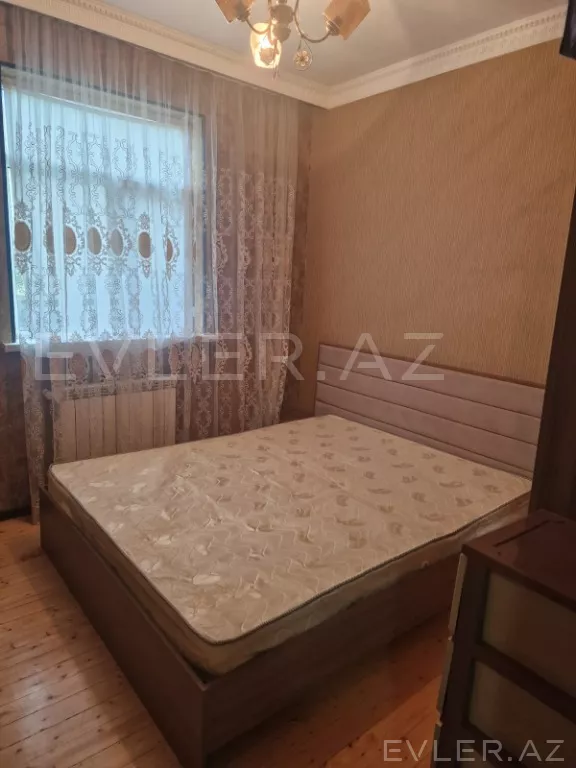 Satılır, həyət evi/villa