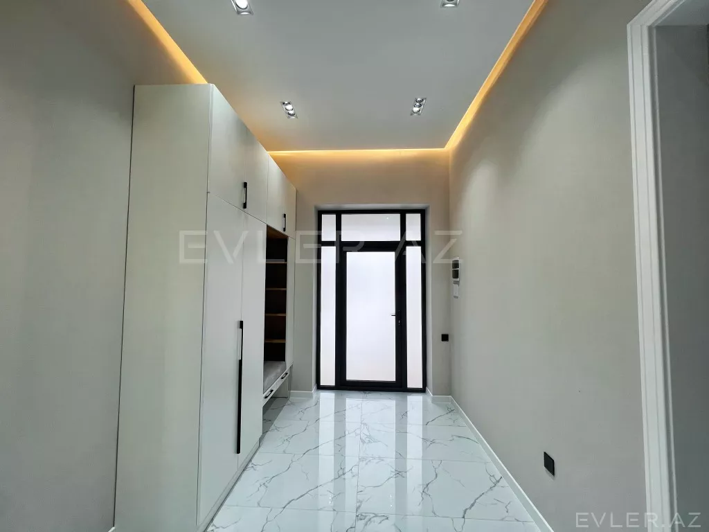 Satılır, həyət evi/villa