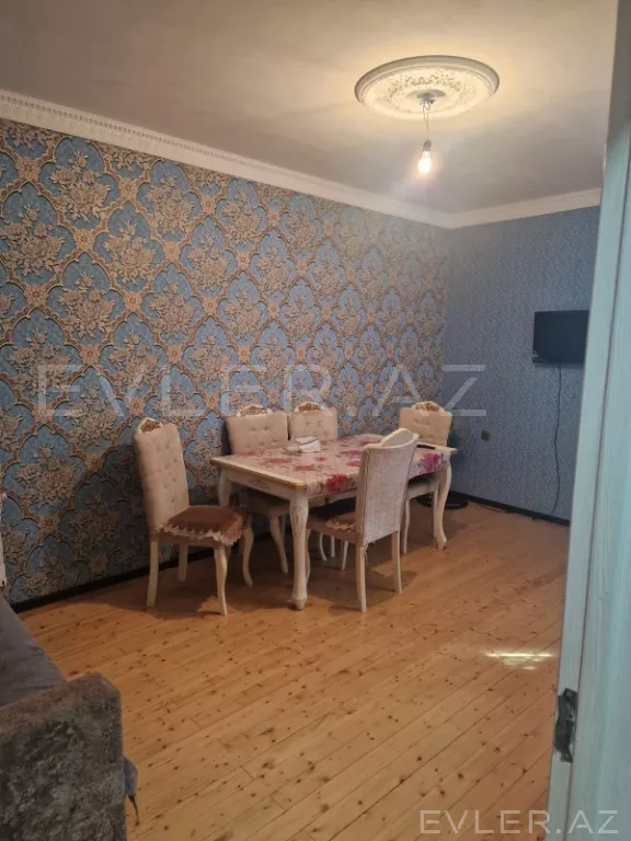 Satılır, həyət evi/villa