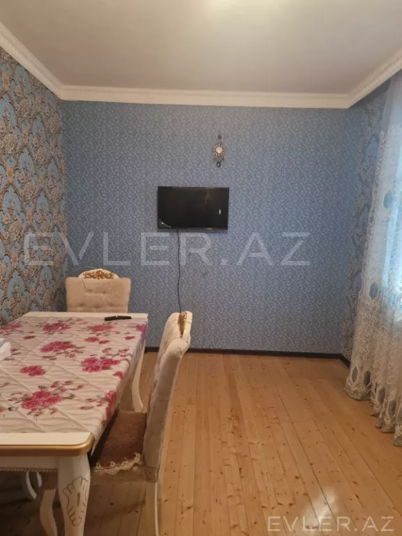 Satılır, həyət evi/villa