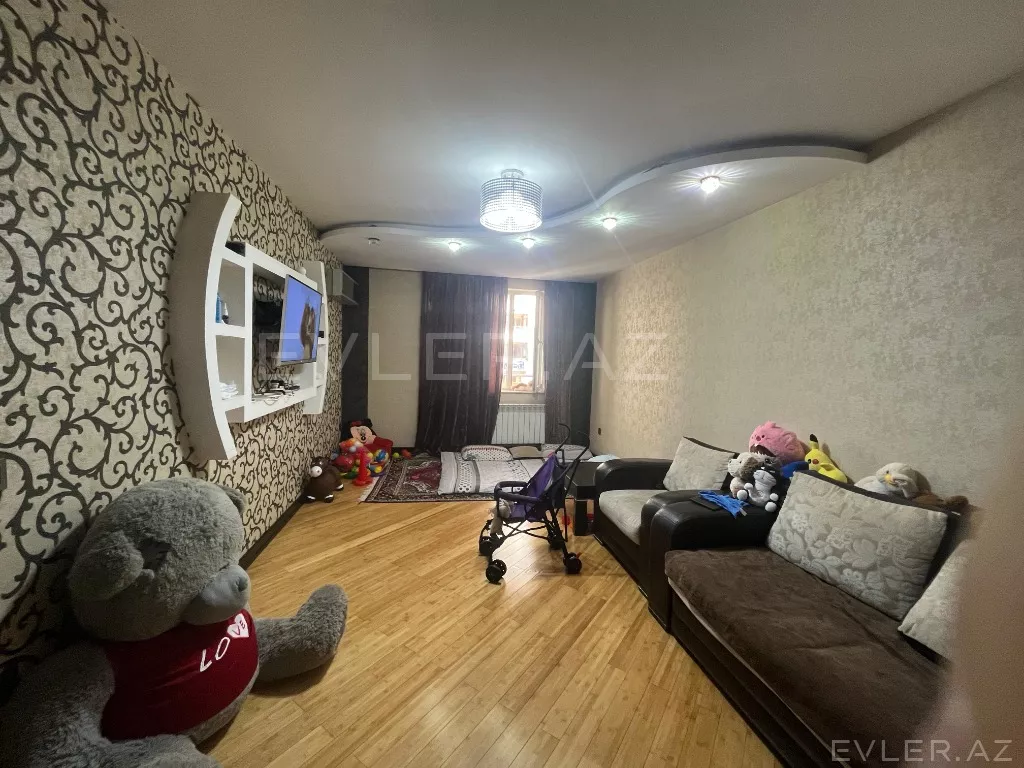 Satılır, yeni tikili