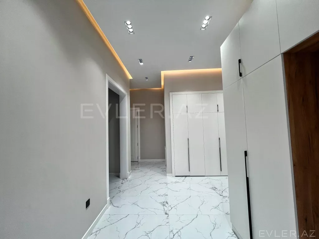 Satılır, həyət evi/villa