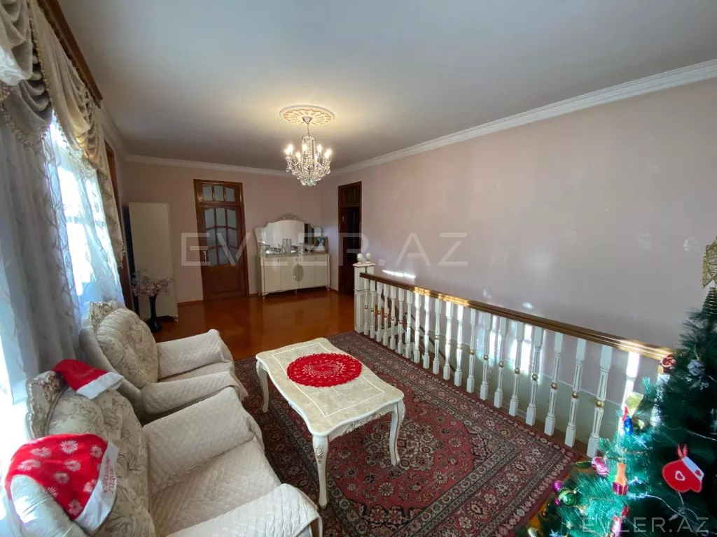 Satılır, həyət evi/villa