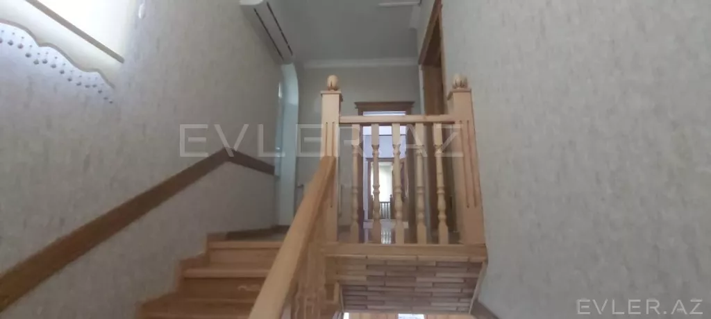 Satılır, həyət evi/villa