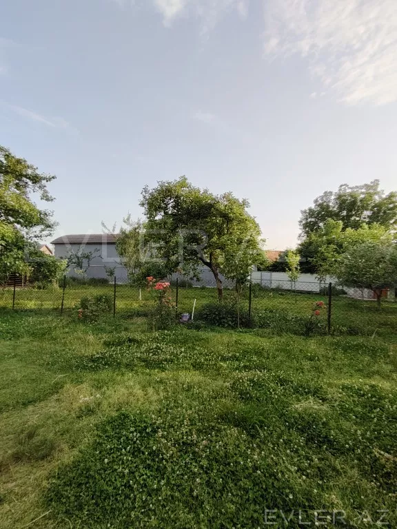 Satılır, həyət evi/villa