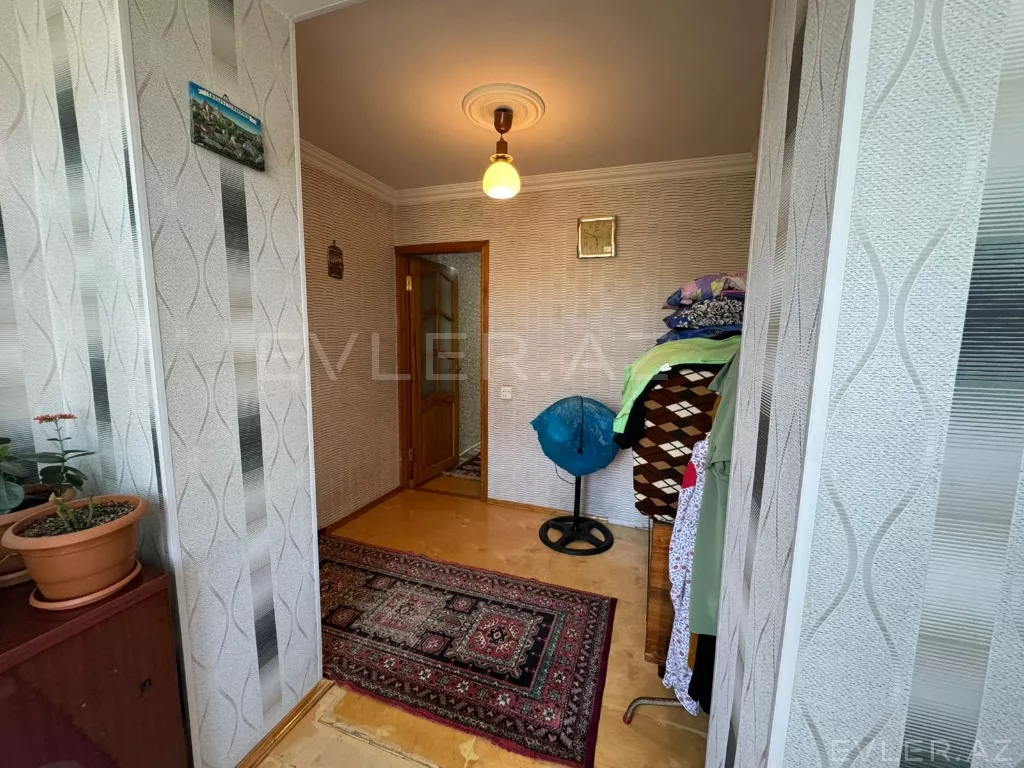 Satılır, köhnə tikili