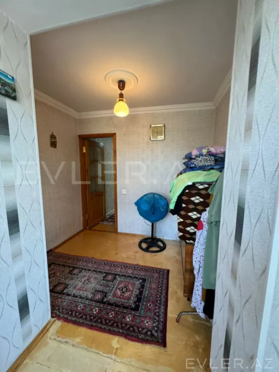 Satılır, köhnə tikili