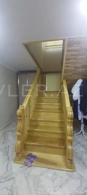 Satılır, həyət evi/villa