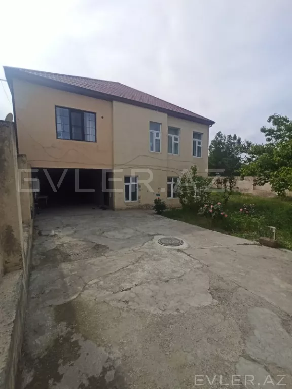Satılır, həyət evi/villa