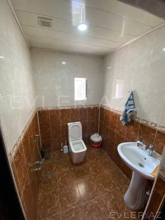 Satılır, həyət evi/villa