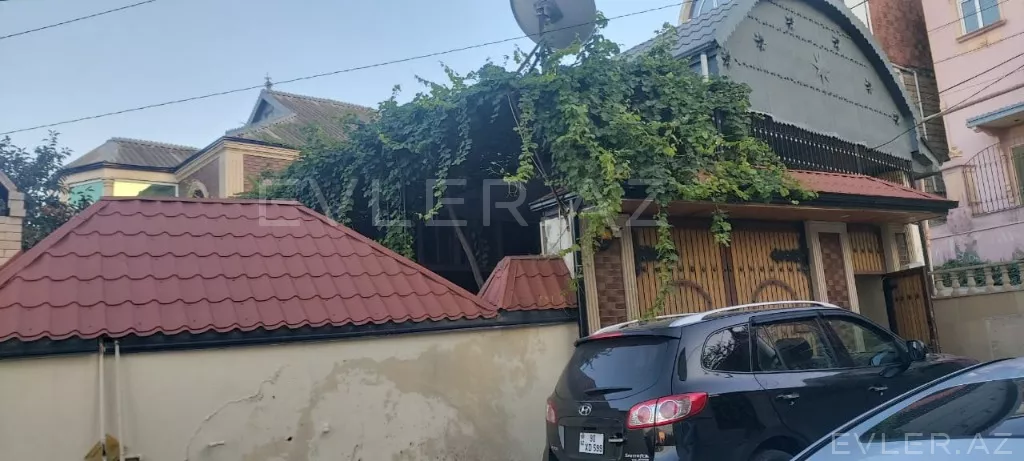 Satılır, həyət evi/villa