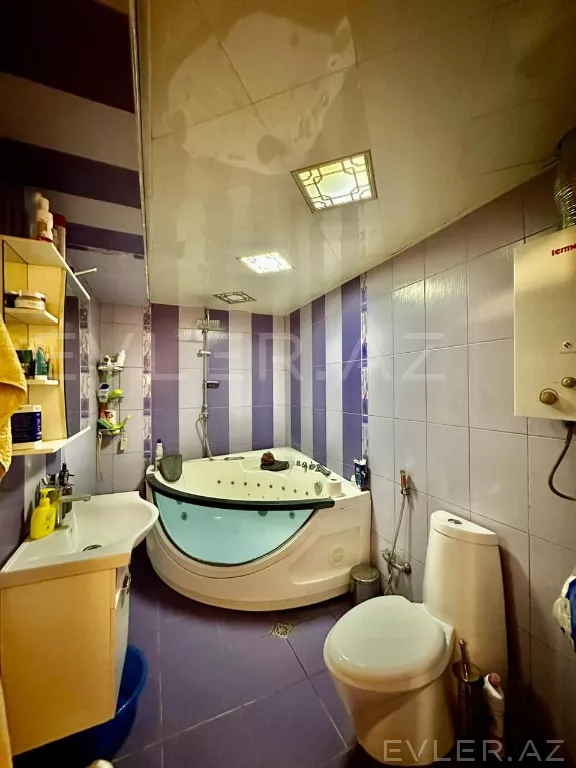 Satılır, köhnə tikili