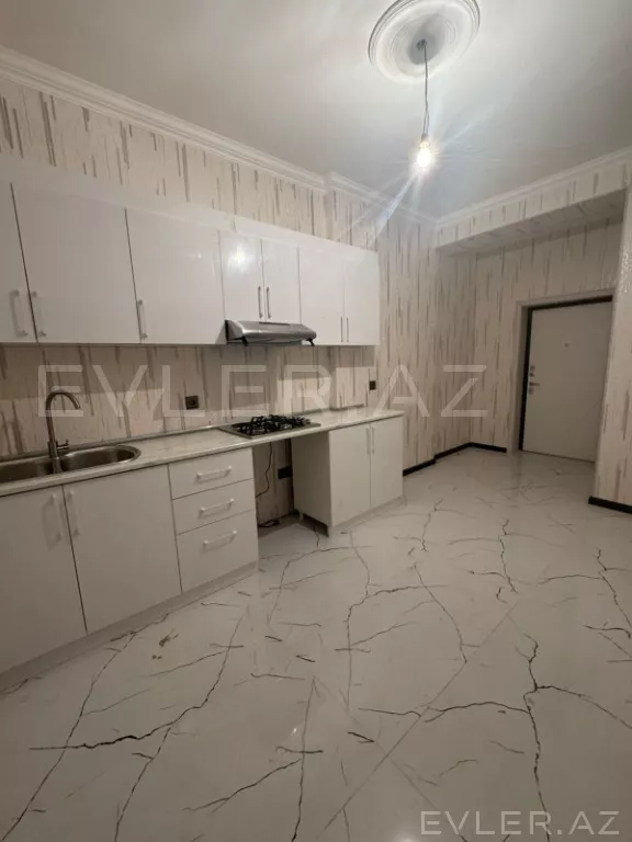 Satılır, yeni tikili