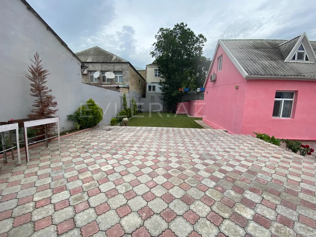 Satılır, həyət evi/villa