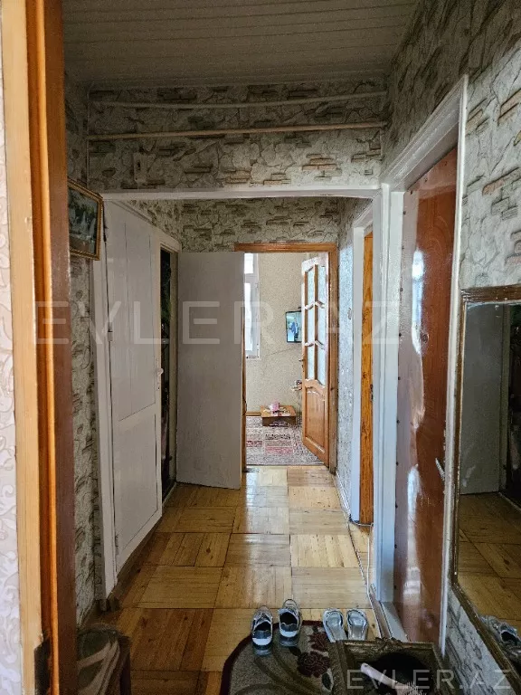 Satılır, köhnə tikili