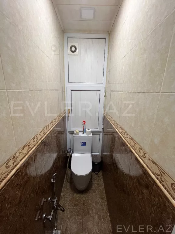 Satılır, köhnə tikili
