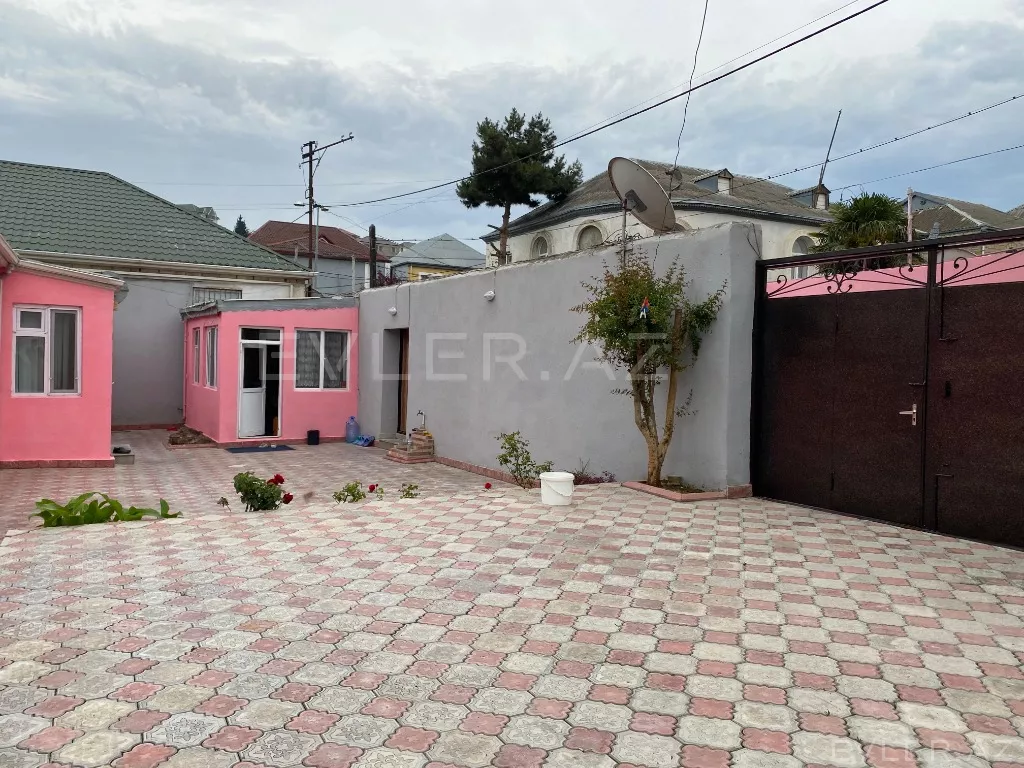 Satılır, həyət evi/villa