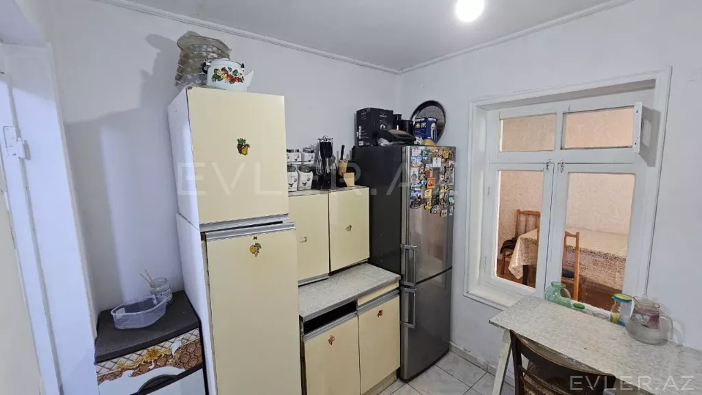 Satılır, həyət evi/villa