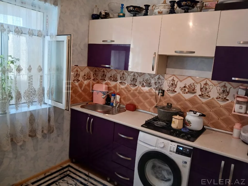 Satılır, həyət evi/villa