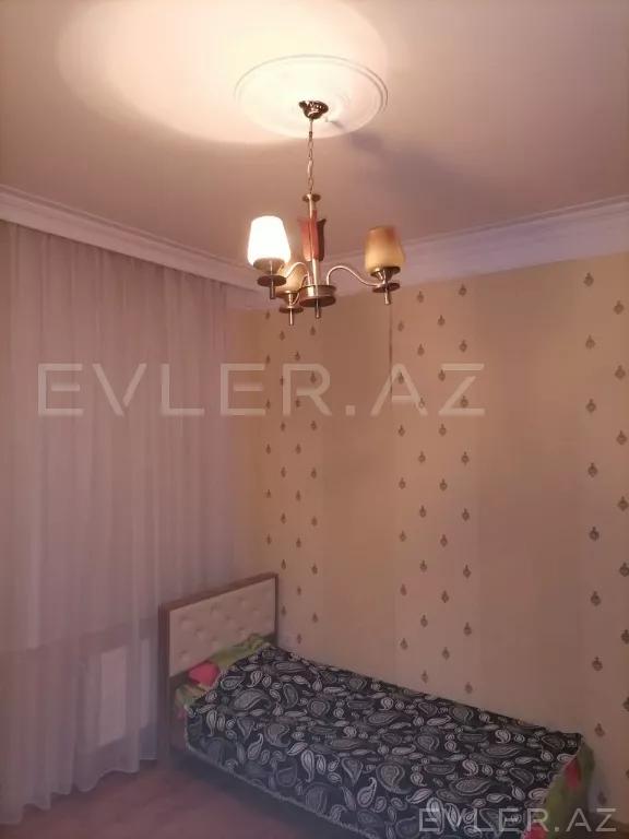Satılır, həyət evi/villa