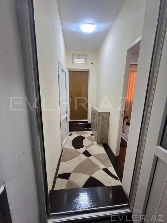 Aylıq, köhnə tikili
