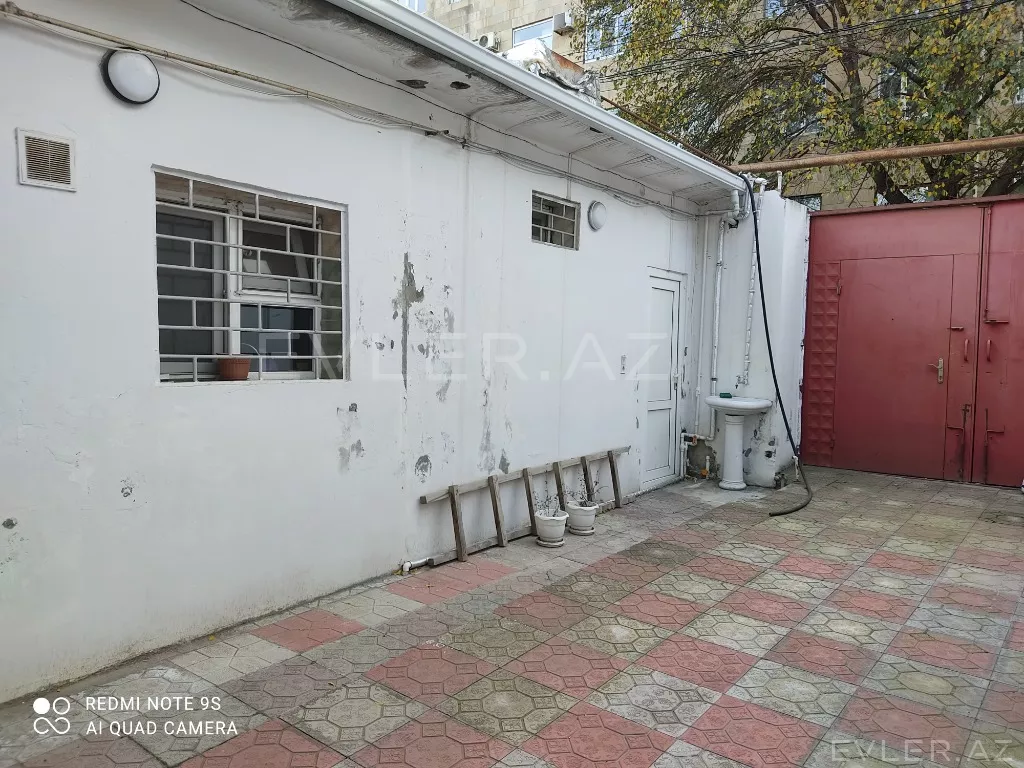 Satılır, həyət evi/villa
