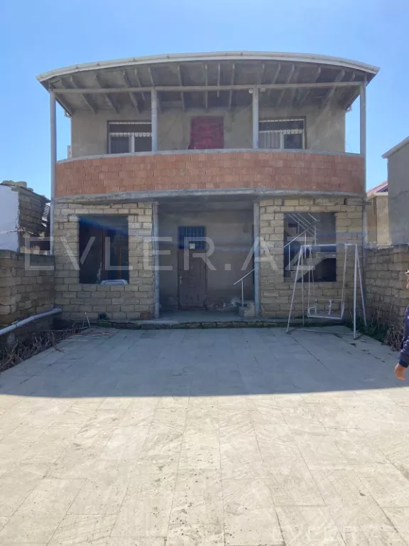 Satılır, həyət evi/villa
